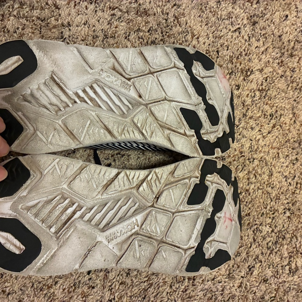 Hoka Men's Black/white One One Rincon Running Shoes size 10 - Picture 7 of 7
